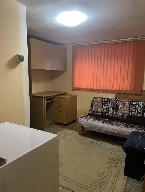 Дава се под наем Двустаен апартамент в Пловдив, Христо Смирненски - 30 кв.м за 200 € - Снимка #1