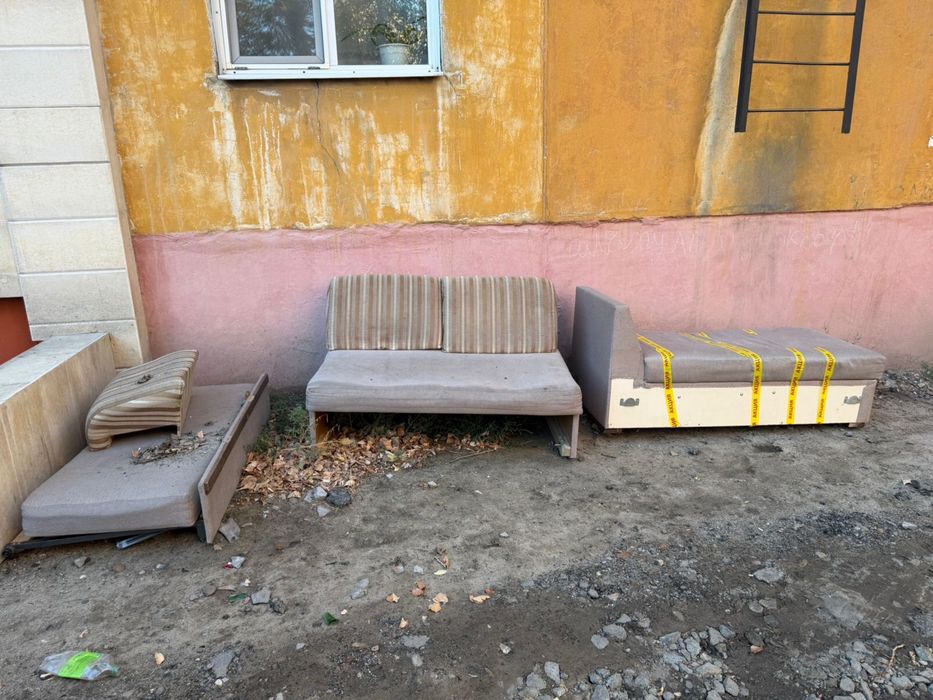 Отдам даром Диван угловой