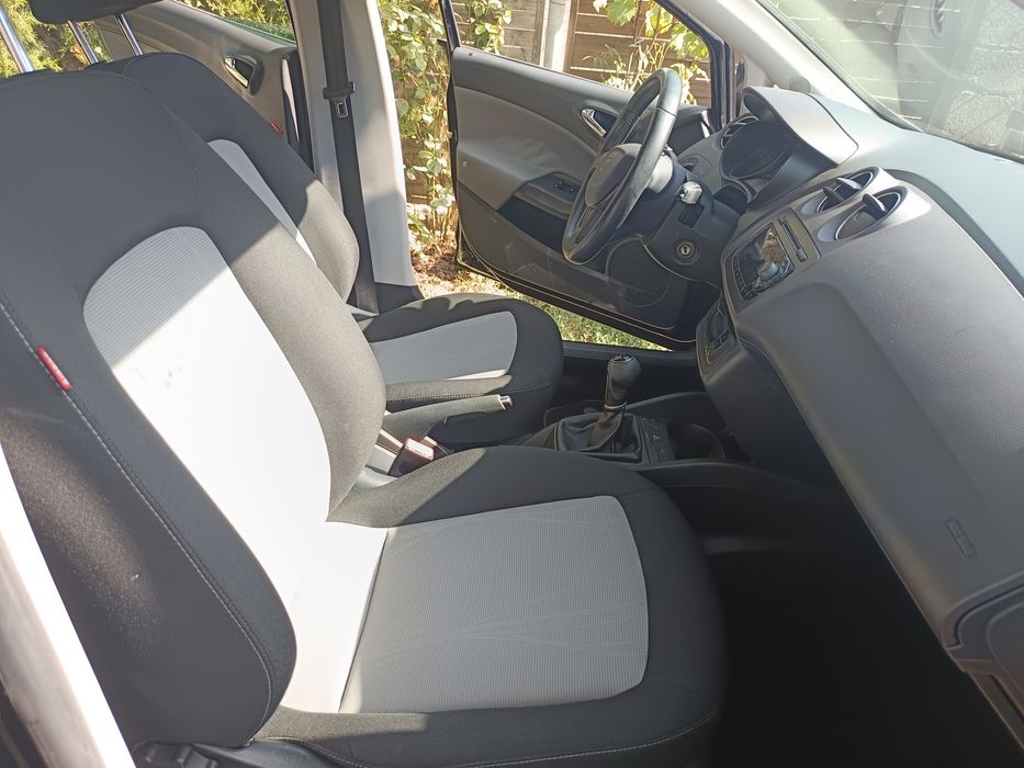 Vând Seat Ibiza 2013