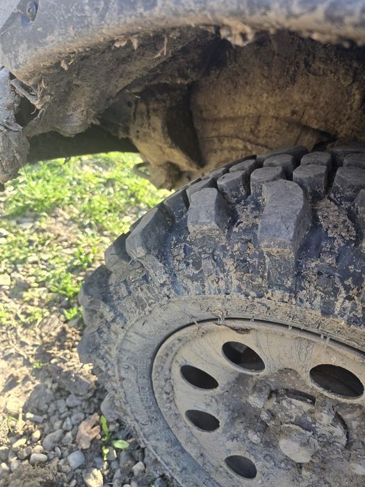 Vând suzuki vitara 1.6 8v