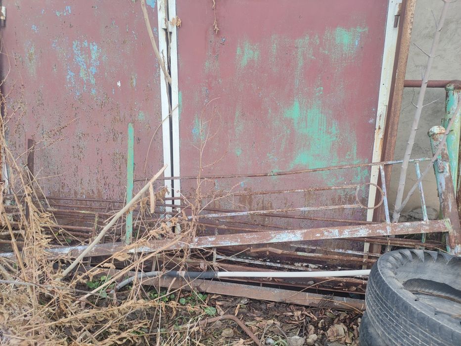 Варота  и тапчан