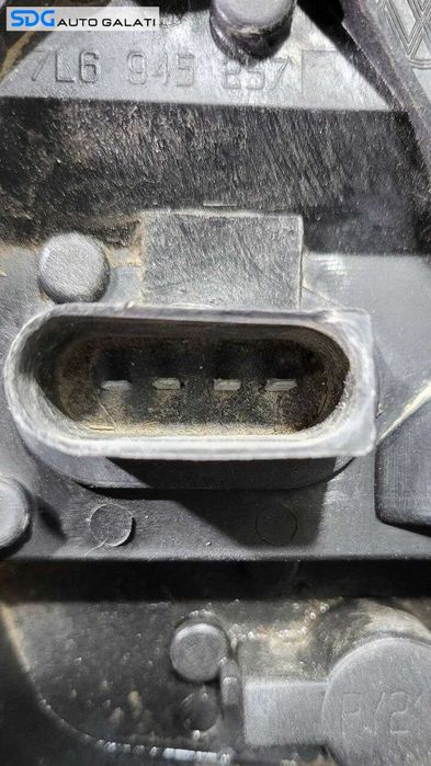 Tripla Stop Lampa Stanga de pe Aripa Caroserie Volkswagen Touareg 7L 2003 - 2007 Cod 28259002 [L7959]