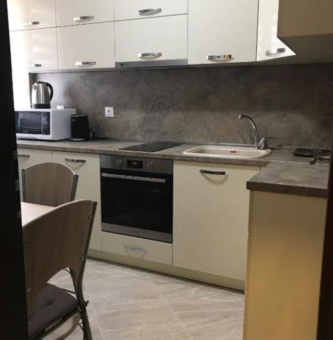 Дава се под наем Двустаен апартамент в София, Зона Б-5 - 68 кв.м за 423.81 € - Снимка #8