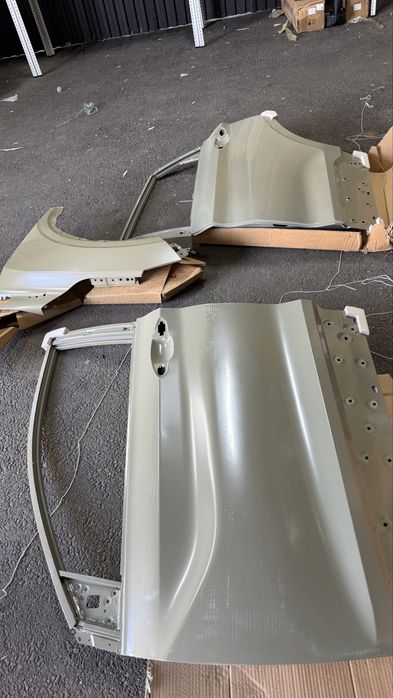 Дверь крло Geely Coolray