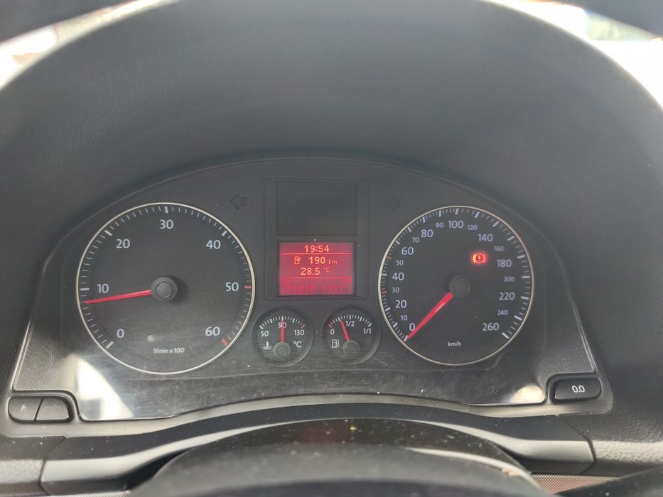 Vand Volkswagen Jetta 1.9 ,fara rugina