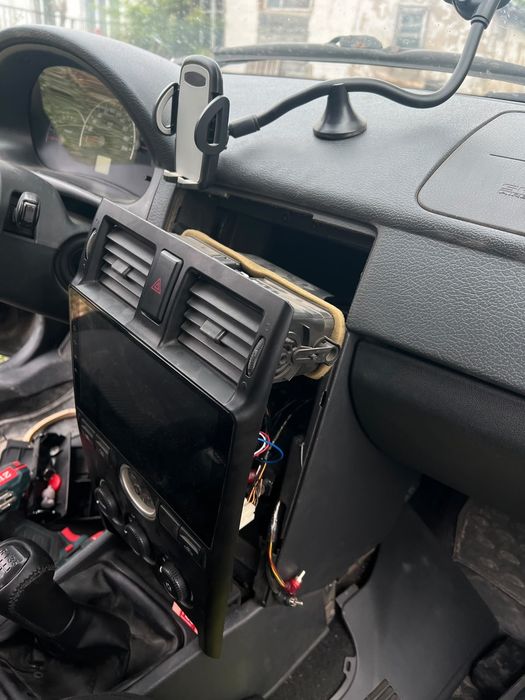 Установка автозвука