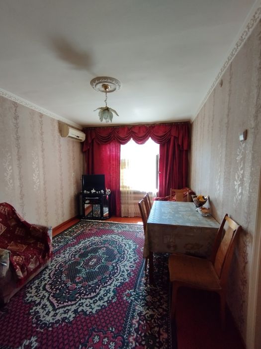 Продаётся 1 комнатная квартира на 3 этаже, Американская школа.кирпич