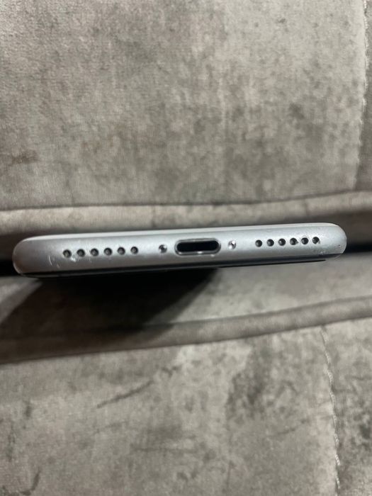 iPhone Se2 64GB obmen