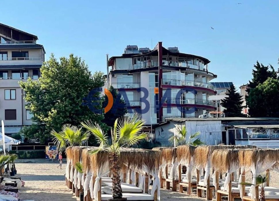 Продава се Четиристаен апартамент в с. Равда, Област Бургас - 316 кв.м за 1678 €/кв.м - Снимка #5