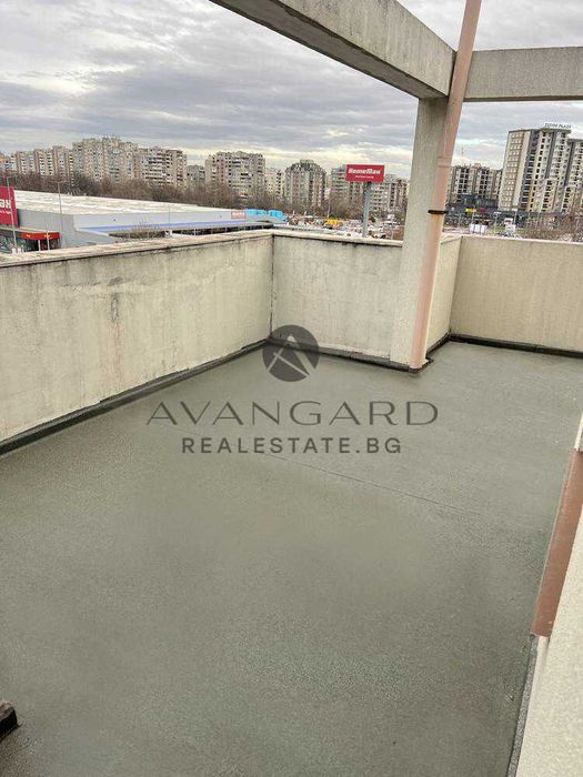 Продава се Тристаен апартамент в Пловдив, Тракия - 197 кв.м за 676 €/кв.м - Снимка #8