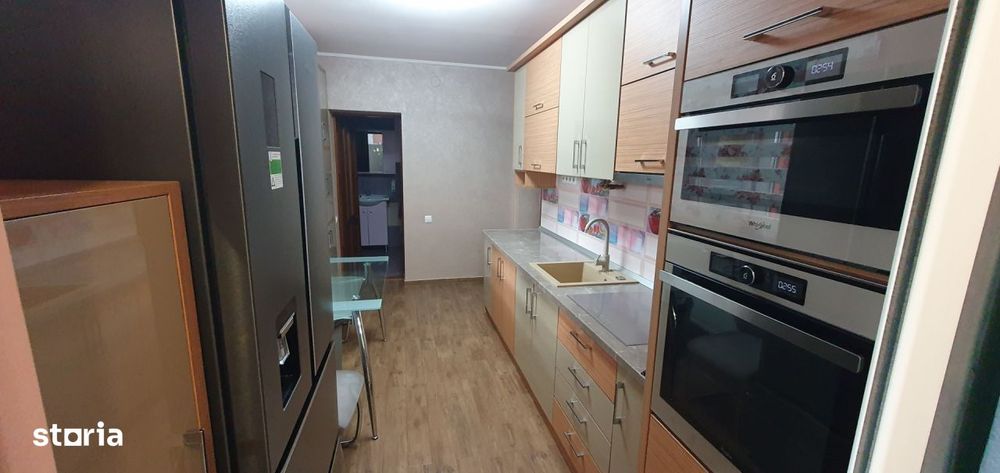 Ultracentral | Apartament la casa 85 mp | 2 parcari | Terasa | Curte