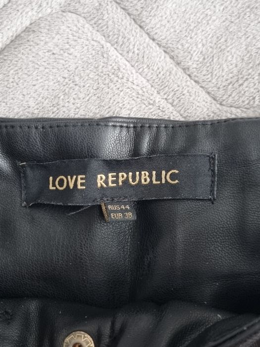 Кожаные брюки, шорты женские