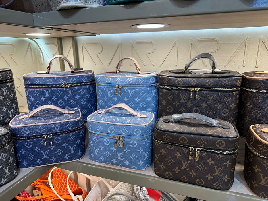 Дамски несесер louis vuitton