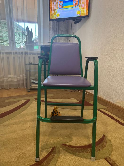 Детский стульчик
