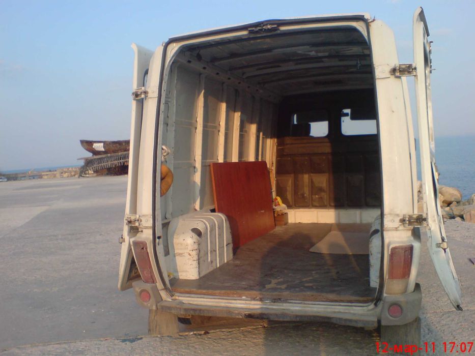 Почистване, Изхвърляне стари мебели мази мазета тавани  ненужни вещи.