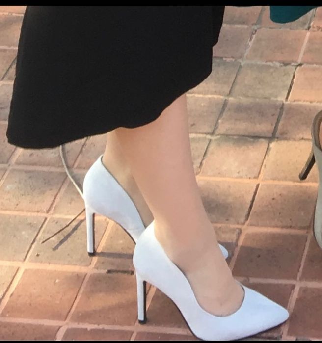 Красиви велурени обувки H&M, 35 номер!