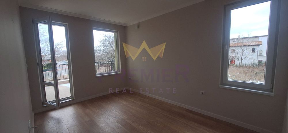 Къща в Варна-м-т Траката площ 150 цена 390000