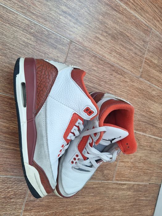 Air Jordan 3 Retro SE Dunk on Mars