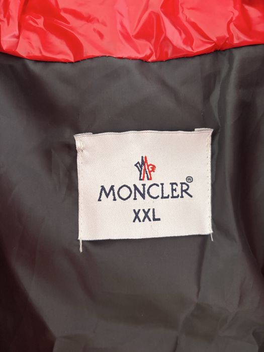 Vând geacă bărbați.