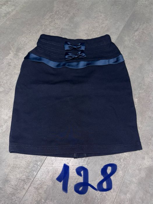 Продам школьные вещи