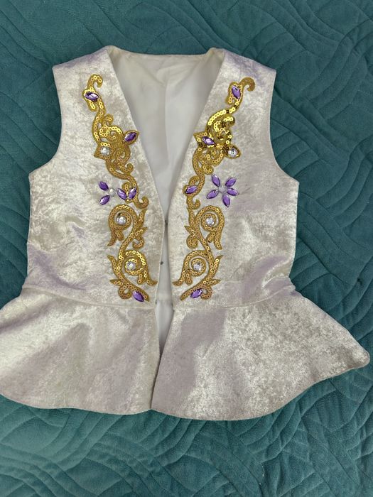 Қазақша көйлек.