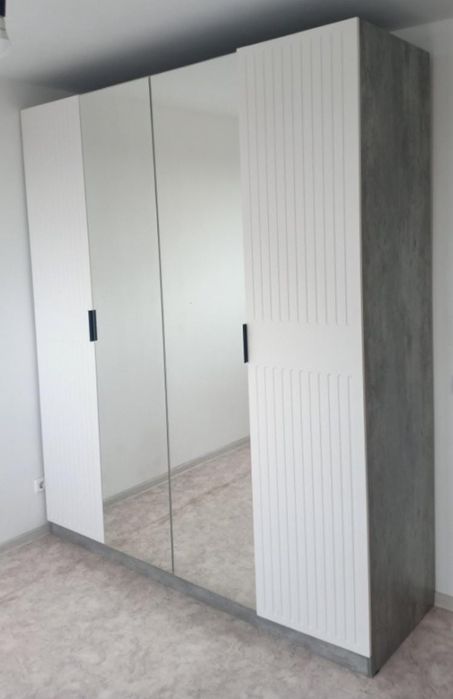 Шкаф плательный распашной Бержер 200х234х58, белый, серый