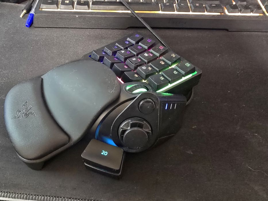 Razer Tartarus V2 keyboard