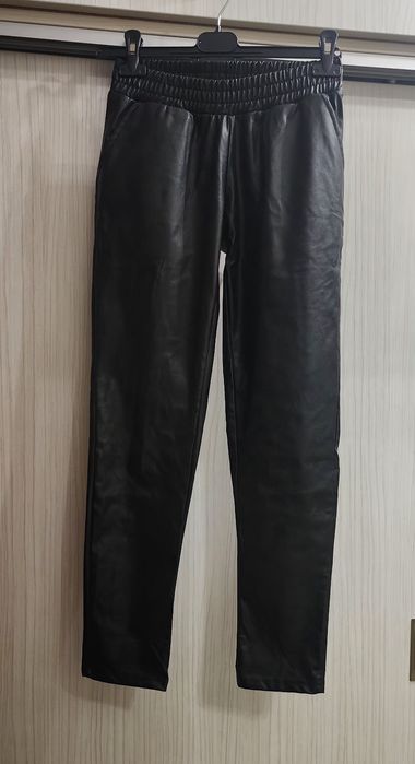 Кожени панталони