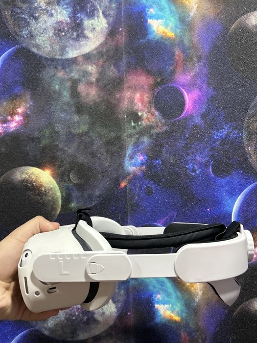 Продаю vr очки meta oculus 2