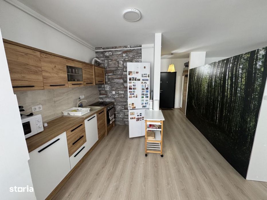Apartament 2 Camere, 52mp, Garaj, Zona VIVO