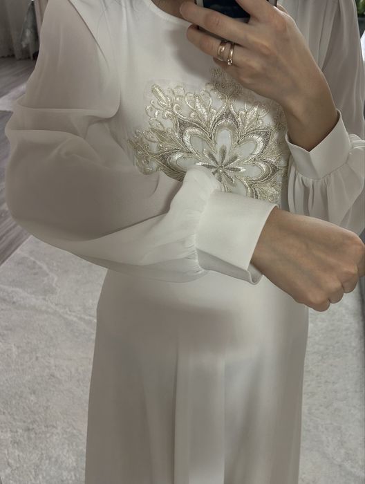 Продается шикарное легкое платье