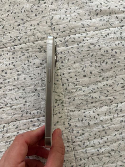 Iphone 15 pro baterie 88%