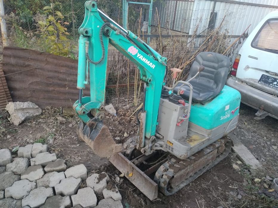 Мини экскаватор Yanmar b05 scoopy