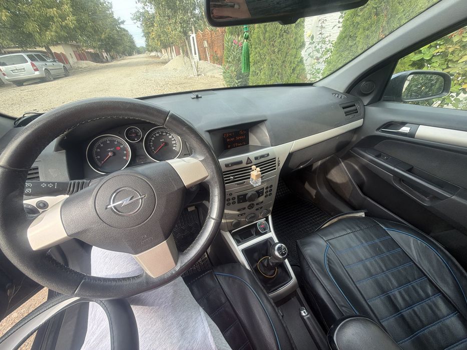 OPEL Astra 2008 — imagine 4