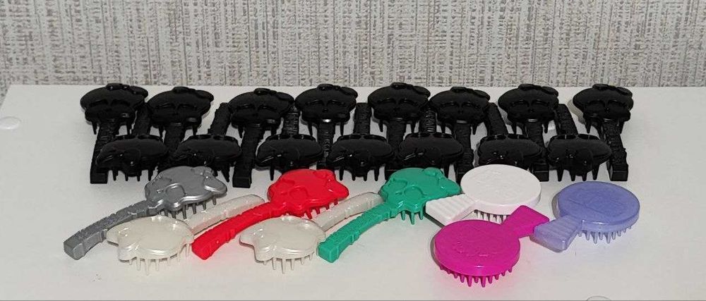 Одежда, аксессуары для кукол