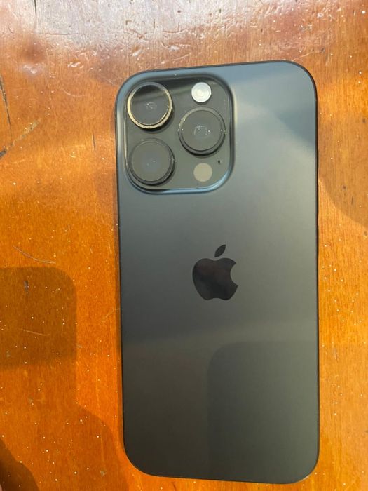 Продам iphone 16 pro