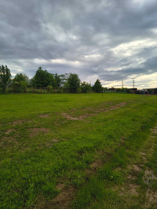 Vând teren intravilan in Hudum