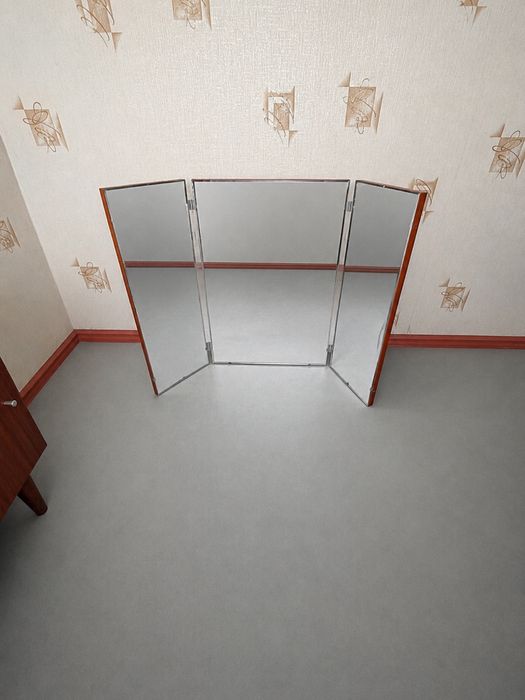 Продам зеркало треляж
