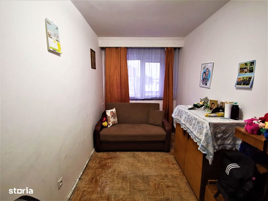 Apartament 3 camere | 49.000 € | Bazinul de Înot | Șarpantă