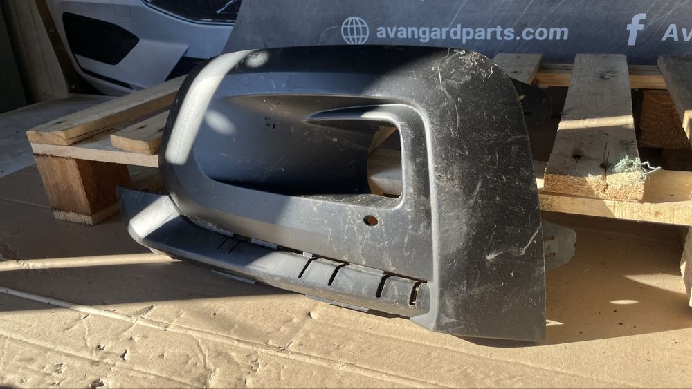 Дясна и лява решетка за халоген Peugeot Rifter 2018-