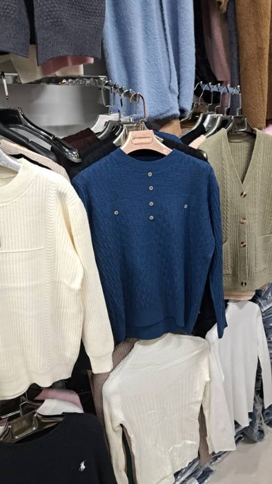 Кофты для женщины и девочки