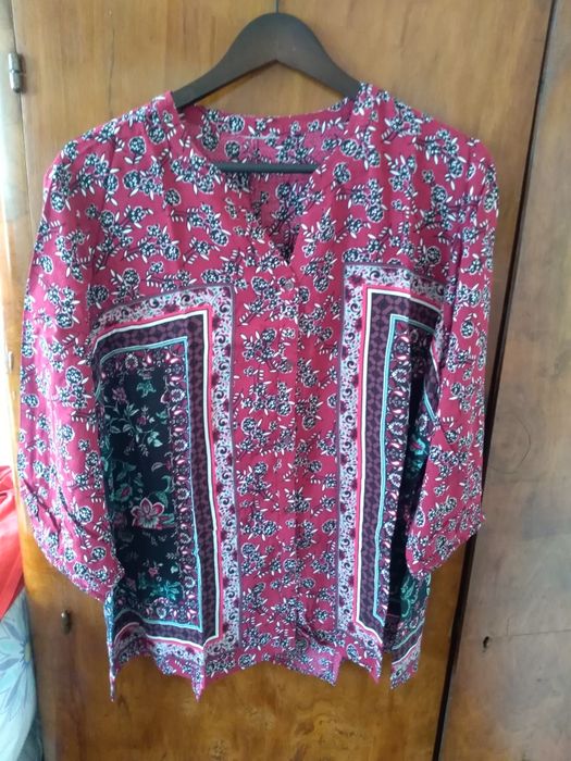 Vând bluze noi cu mânecă lunga, elegante, mărime mare