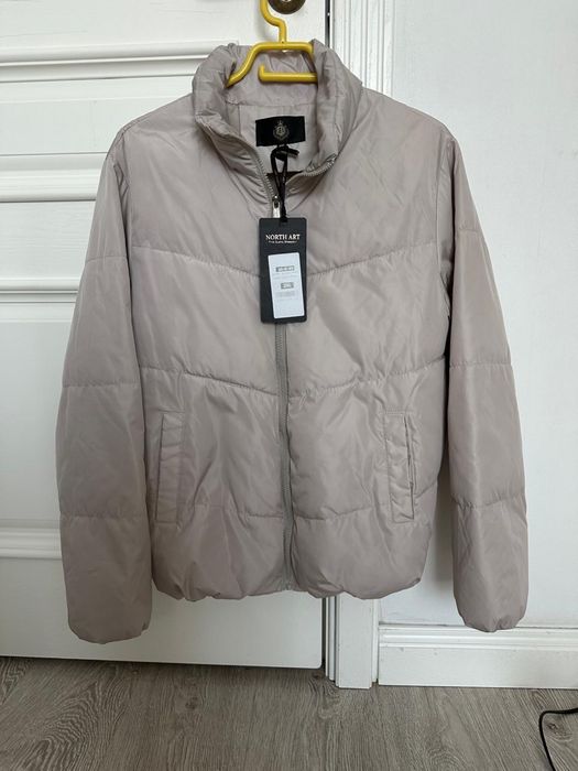 Продам куртку за 15 тыс. Новая