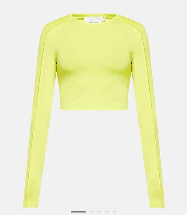 Топ с дълъг ръкав