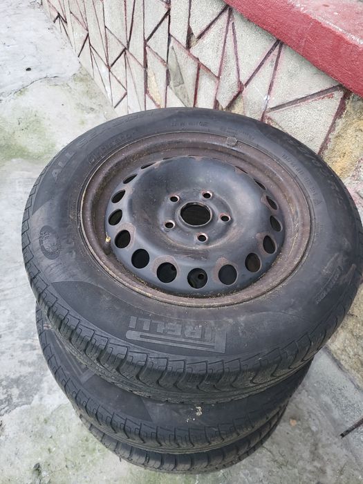 Vand jante tabal cu tot cu caucucuri 195 65 r15