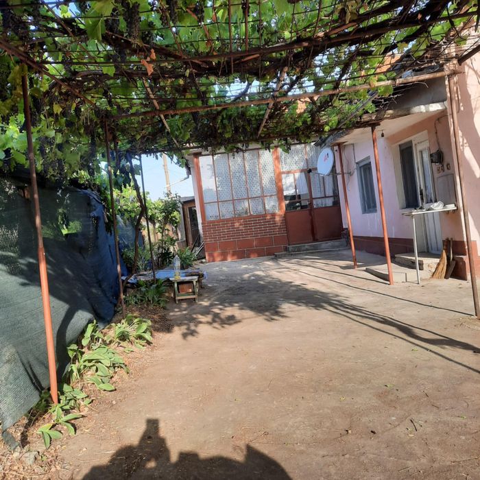 Продава се Къща в Долна Митрополия - 128 кв.м за 688 €/кв.м - Снимка #1