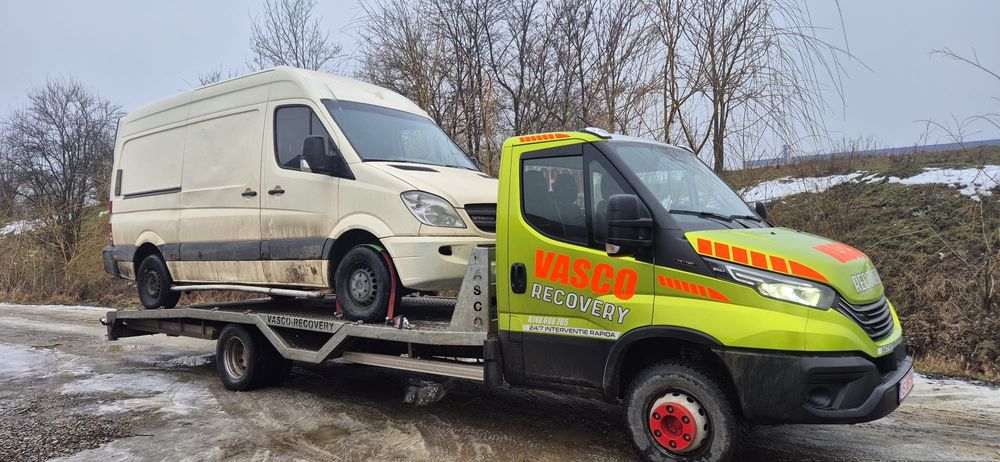 Servicii macara tractări auto utilaje