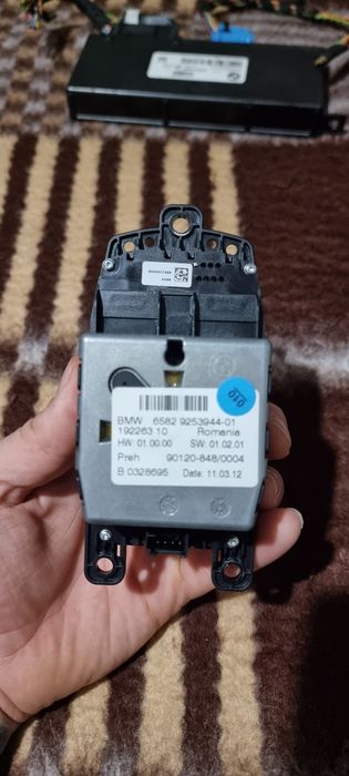 Продавам комплект навигация CIC bmw 2012