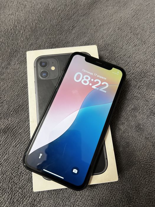 Продам Айфон 11 идеал