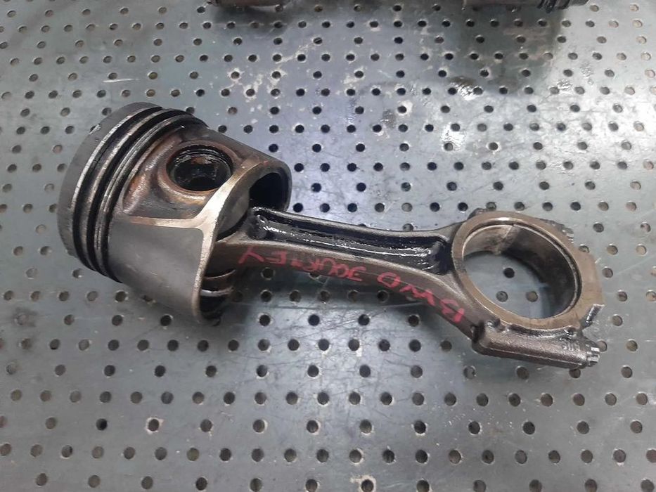 Piston 2.0 tdi bkd bkp bmr bmn skoda octavia 2 vw golf 5 touran passat b6 audi a3 8p seat altea